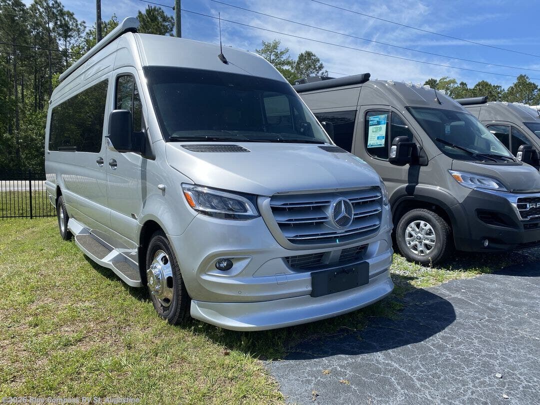 Used 2025 Midwest  Passage MD4 available in St. Augustine, Florida