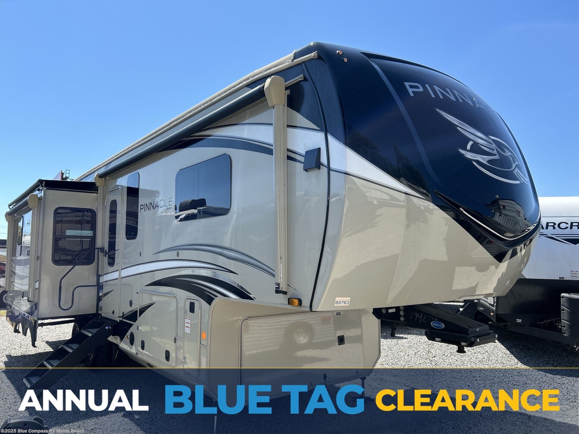 Used 2021 Jayco Pinnacle 32RLTS available in Myrtle Beach, South Carolina