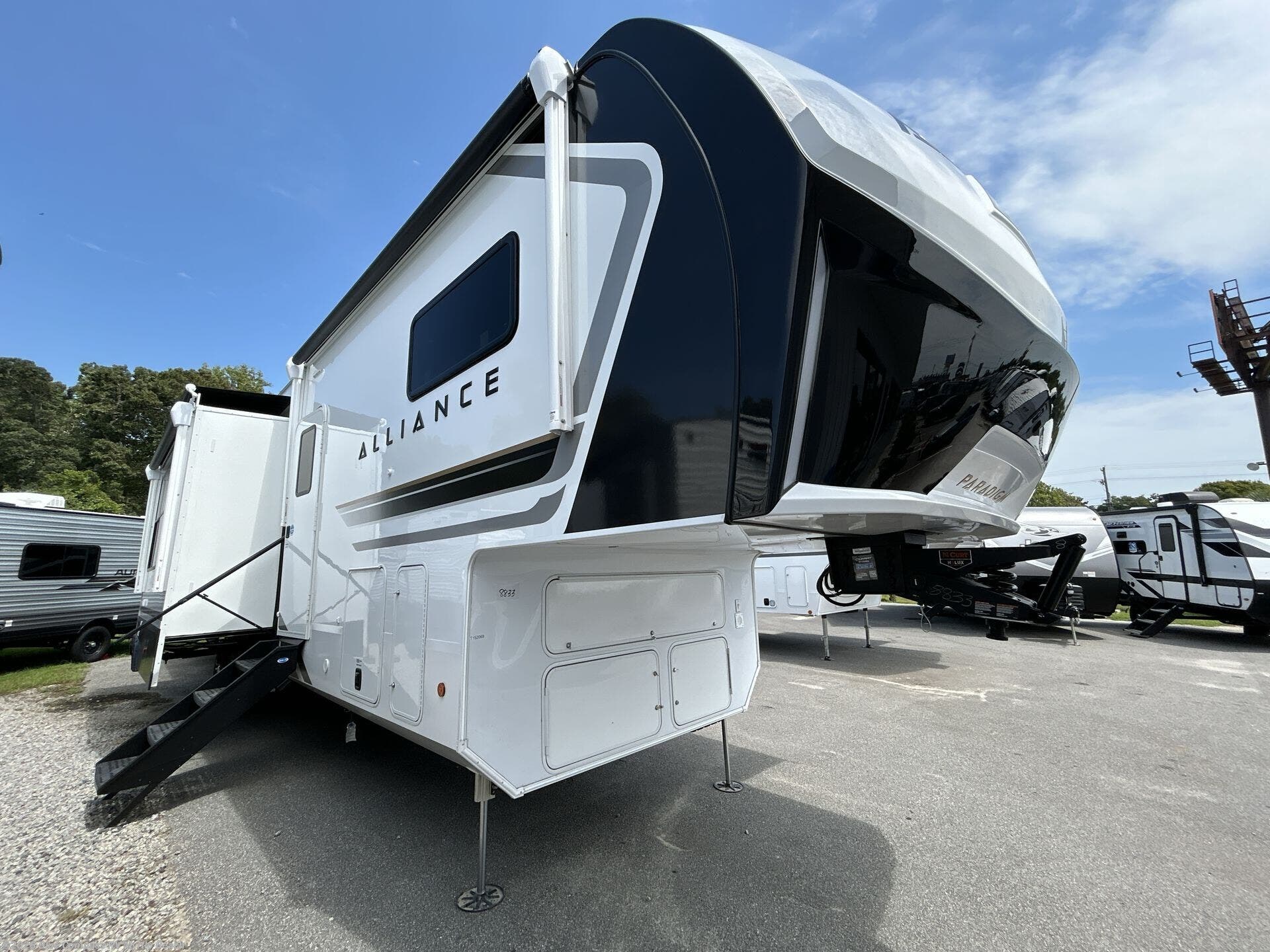 New 2027 Alliance RV Paradigm 395DS available in Myrtle Beach, South Carolina