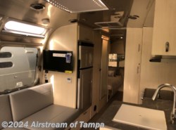 New 2024 Airstream Flying Cloud 25FB Twin available in Dover, Florida