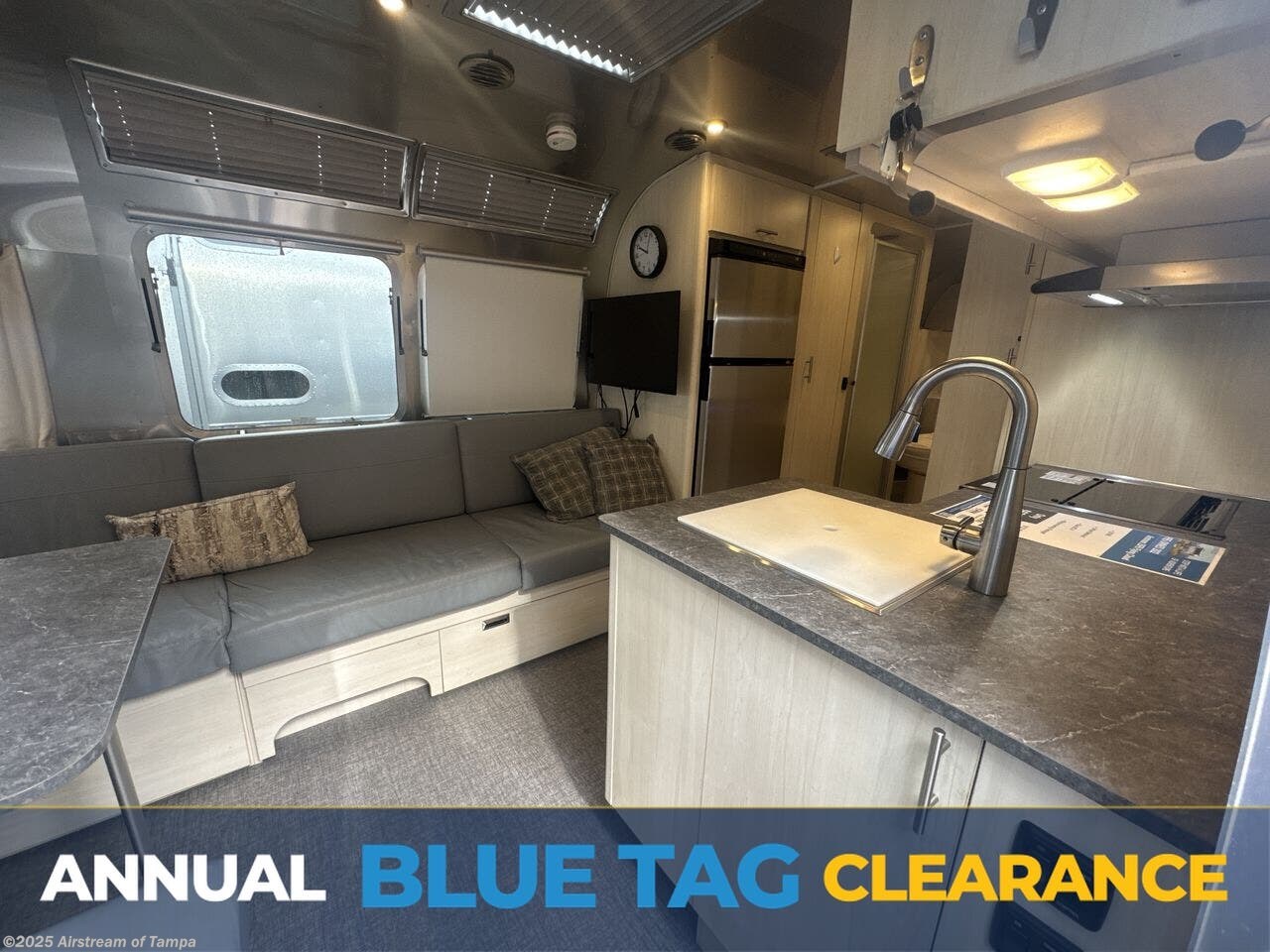 Used 2022 Airstream Flying Cloud 25fb available in Dover, Florida