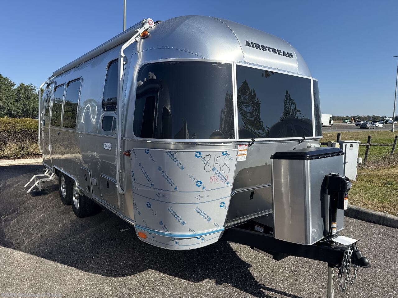 New 2026 Airstream Flying Cloud 23FB Twin available in Dover, Florida