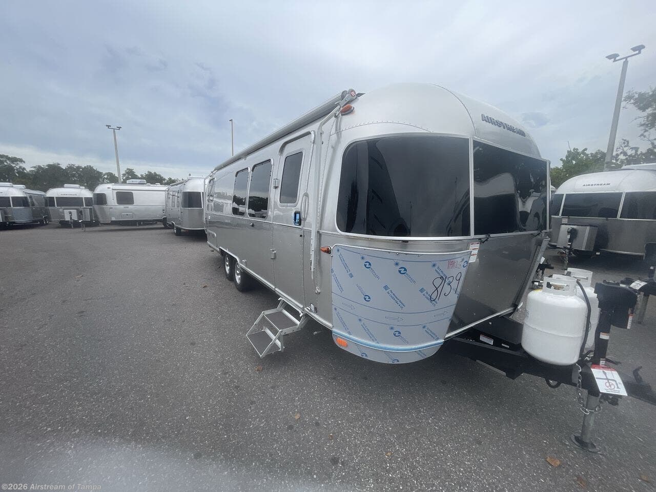 New 2026 Airstream Flying Cloud 28RB Twin available in Dover, Florida