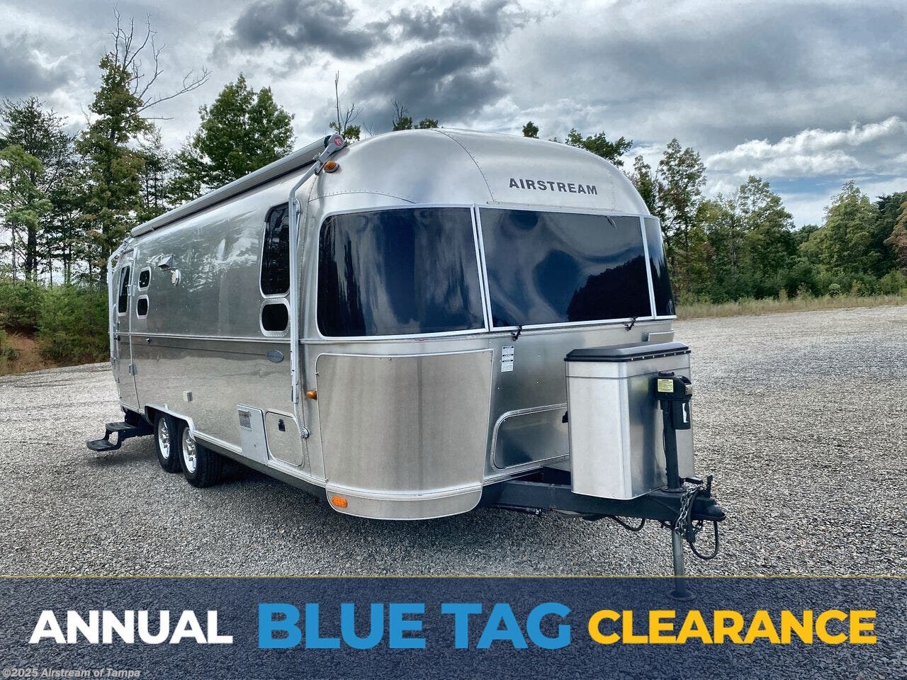 Used 2014 Airstream Flying Cloud 25 available in Dover, Florida