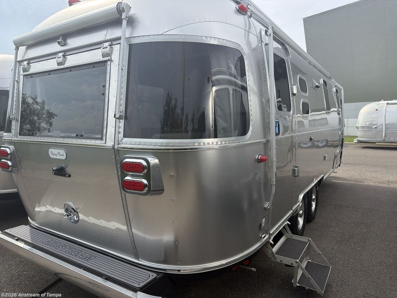 New 2027 Airstream Flying Cloud 25FB Twin available in Dover, Florida