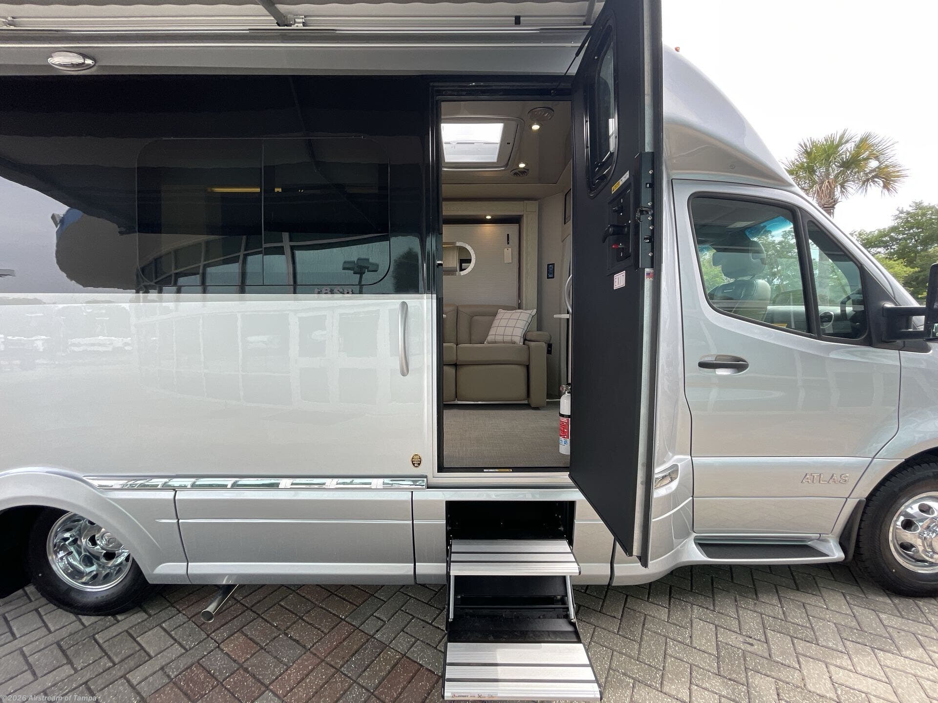 New 2025 Airstream Atlas Murphy Suite available in Dover, Florida