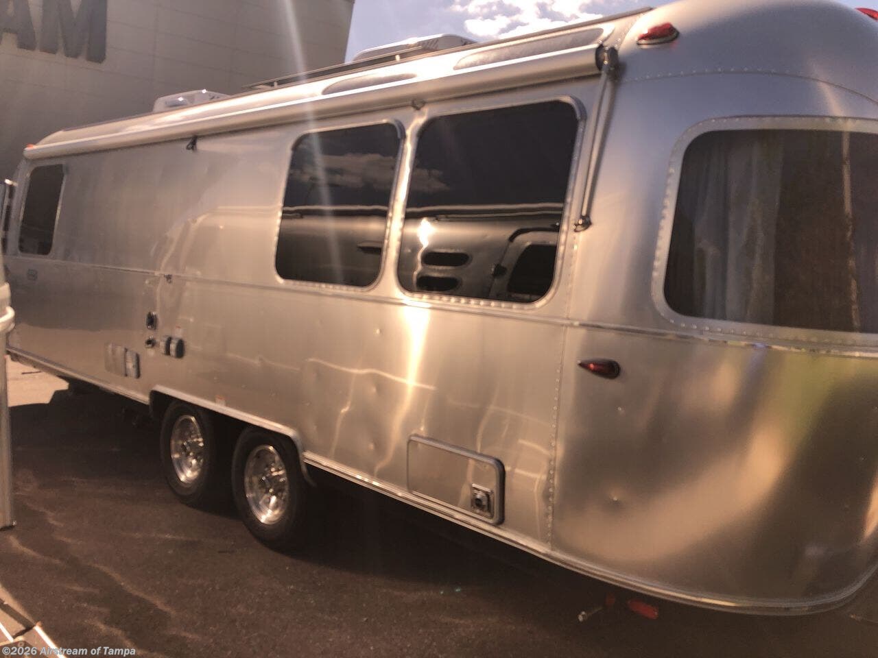 Used 2025 Airstream Globetrotter 27FB available in Dover, Florida