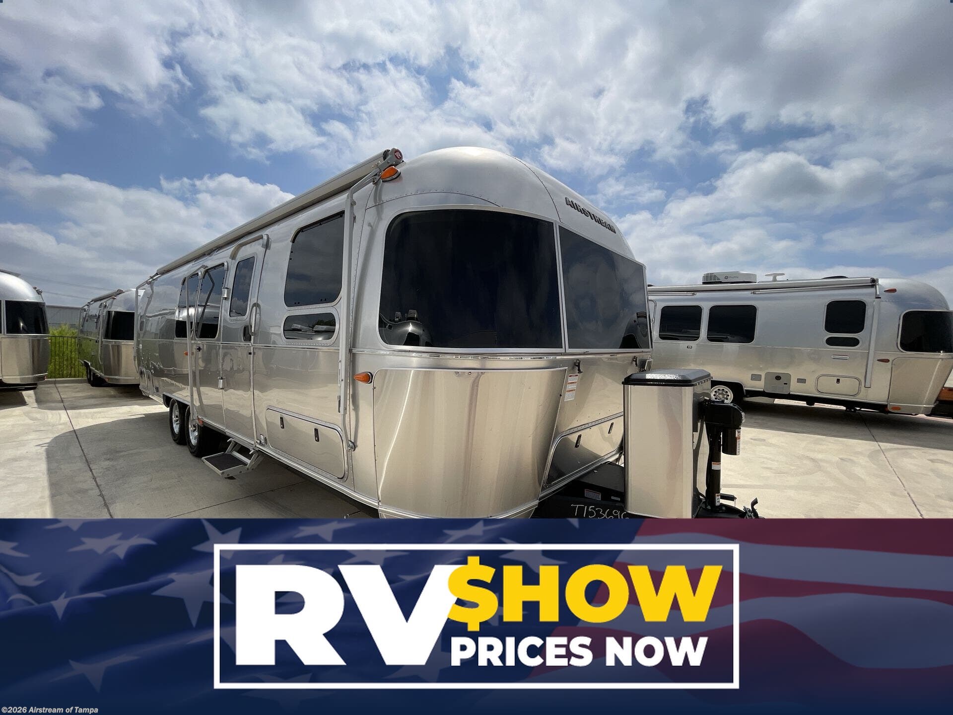 New 2027 Airstream Flying Cloud 30FB Bunk Twin available in Dover, Florida