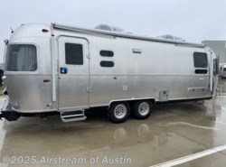 New 2025 Airstream International 27FB Twin available in Buda, Texas