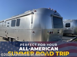 New 2025 Airstream Classic 33FB available in Buda, Texas