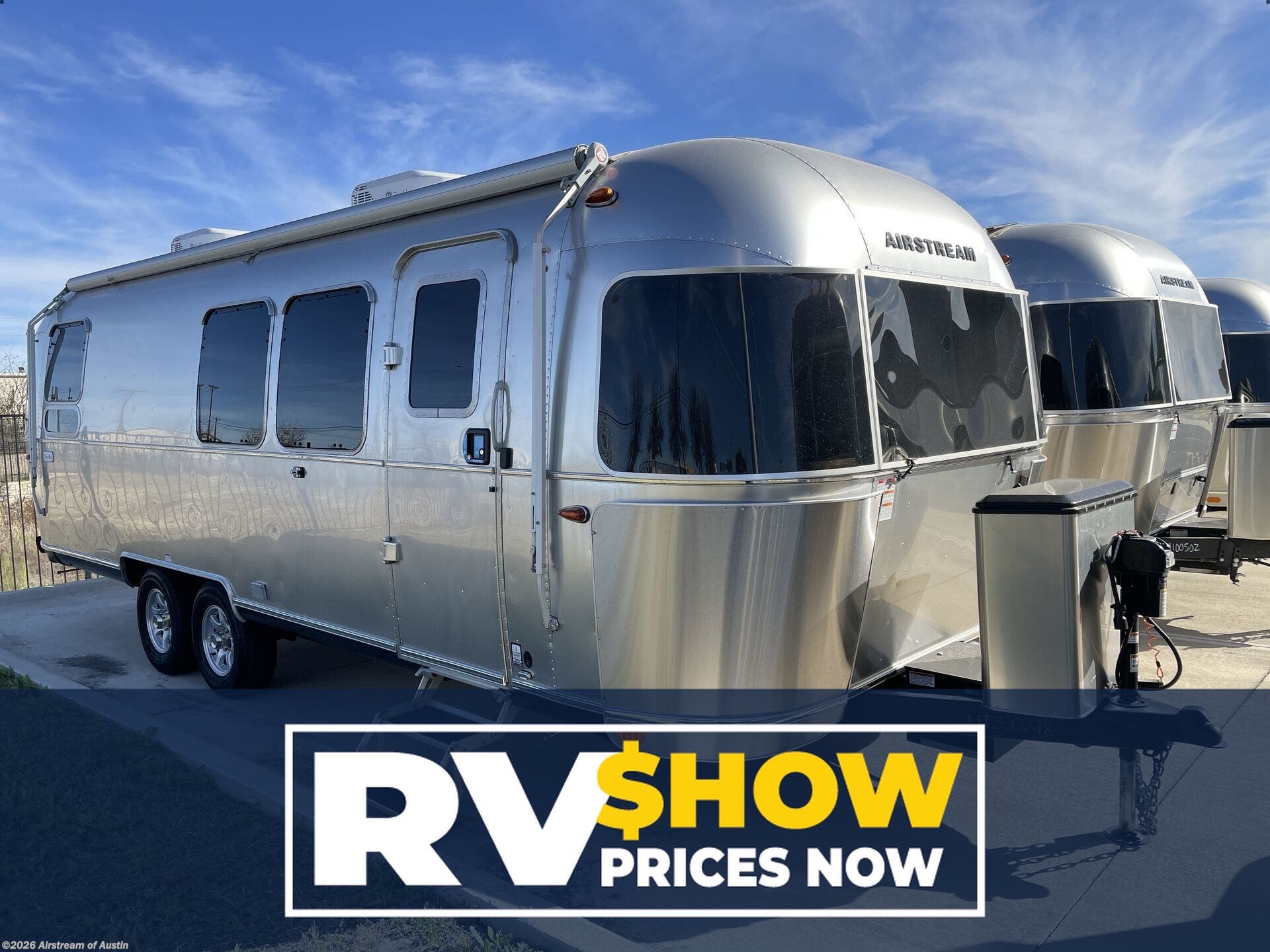 Used 2025 Airstream Flying Cloud 28RB available in Buda, Texas