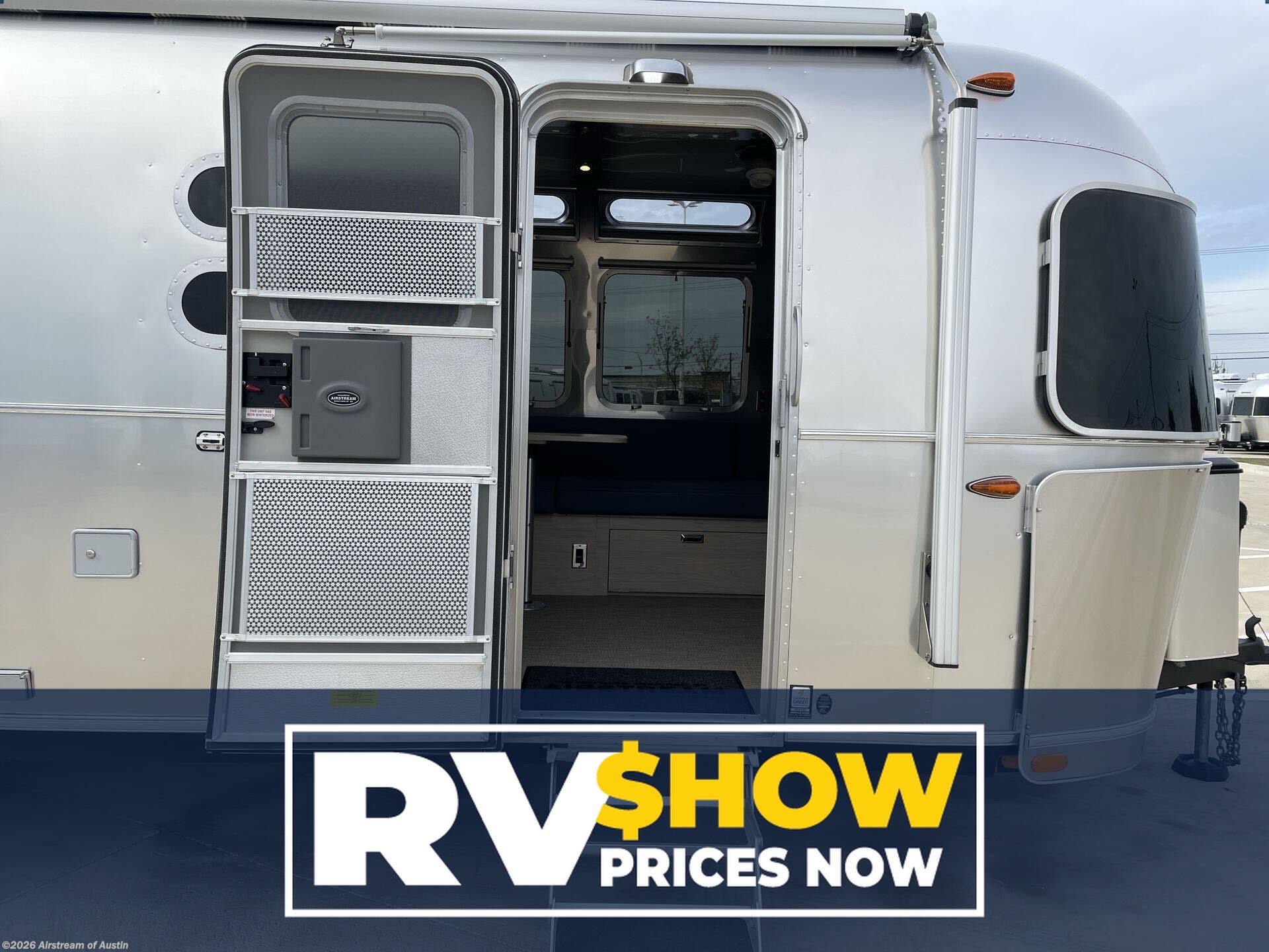 Used 2025 Airstream Globetrotter 30RB Twin available in Buda, Texas