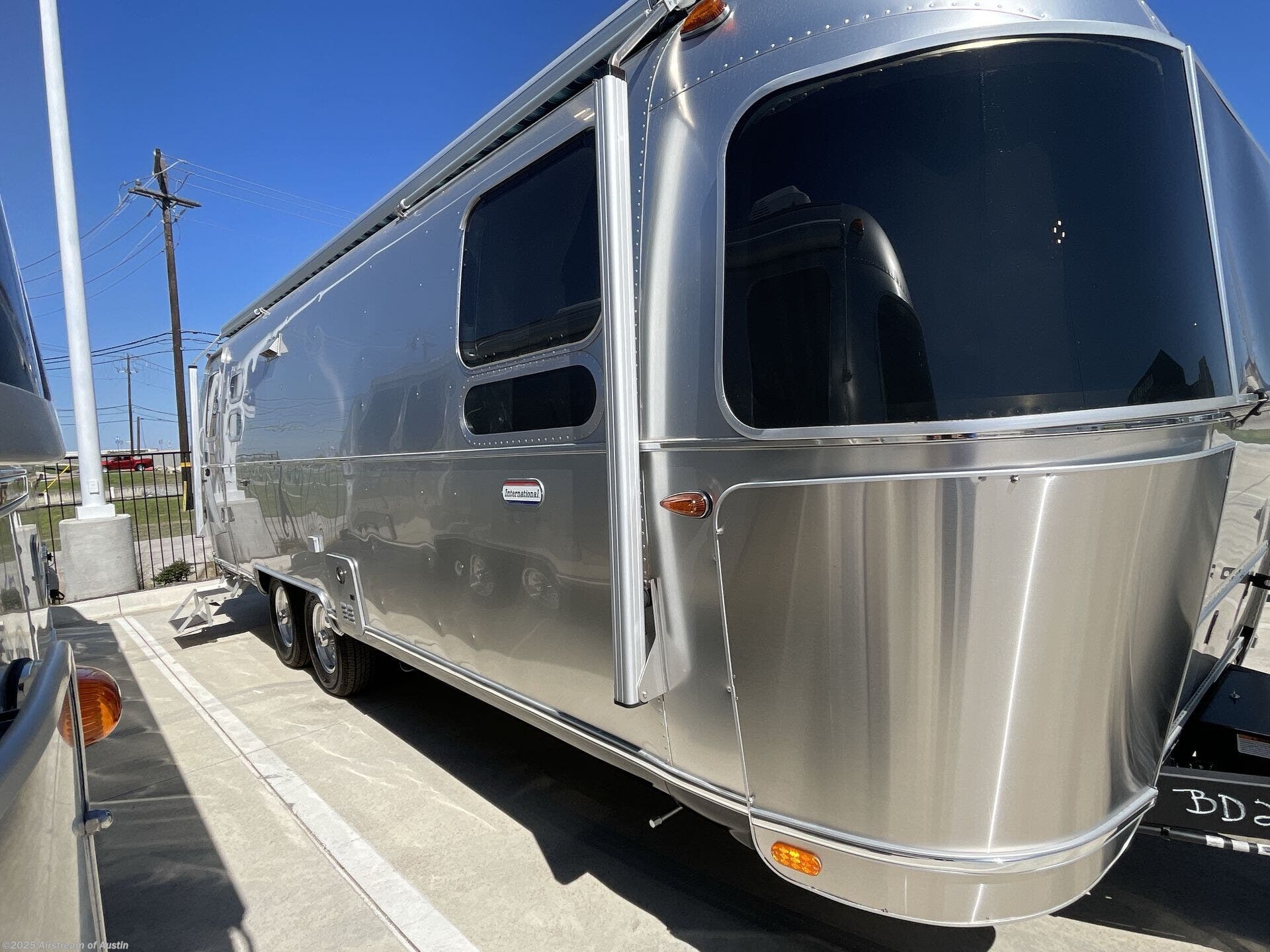 Used 2024 Airstream International 27FB available in Buda, Texas