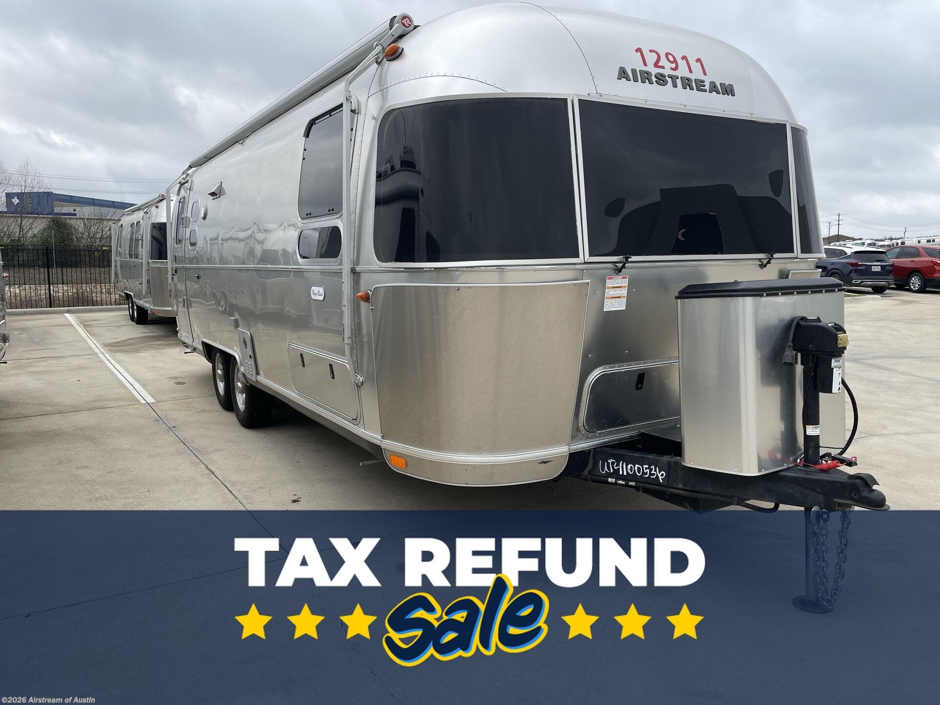 Used 2021 Airstream Flying Cloud 27FB Twin available in Buda, Texas