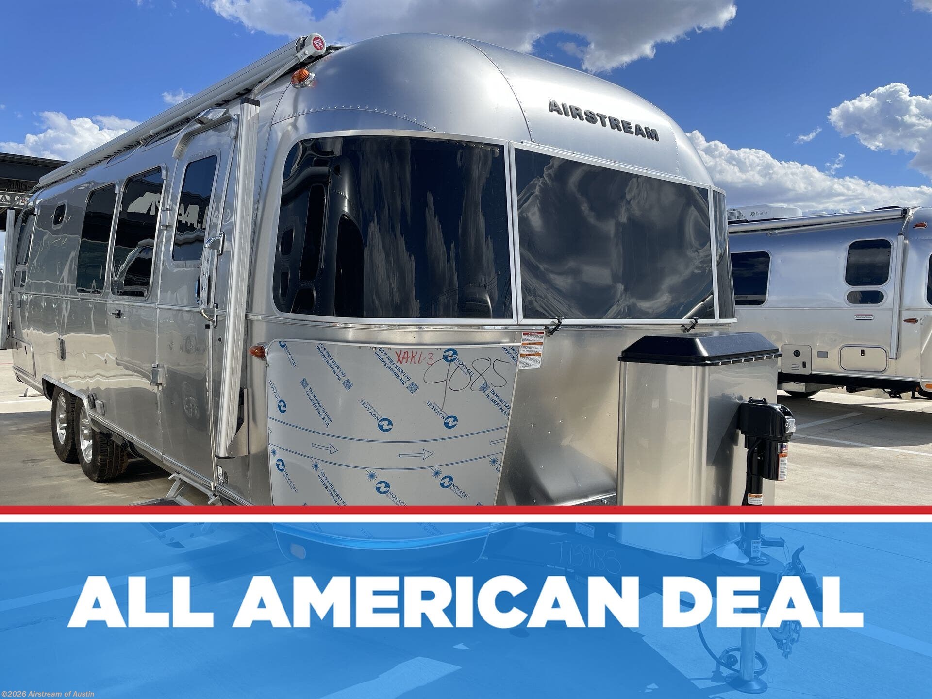 New 2026 Airstream Classic 28RB Twin available in Buda, Texas