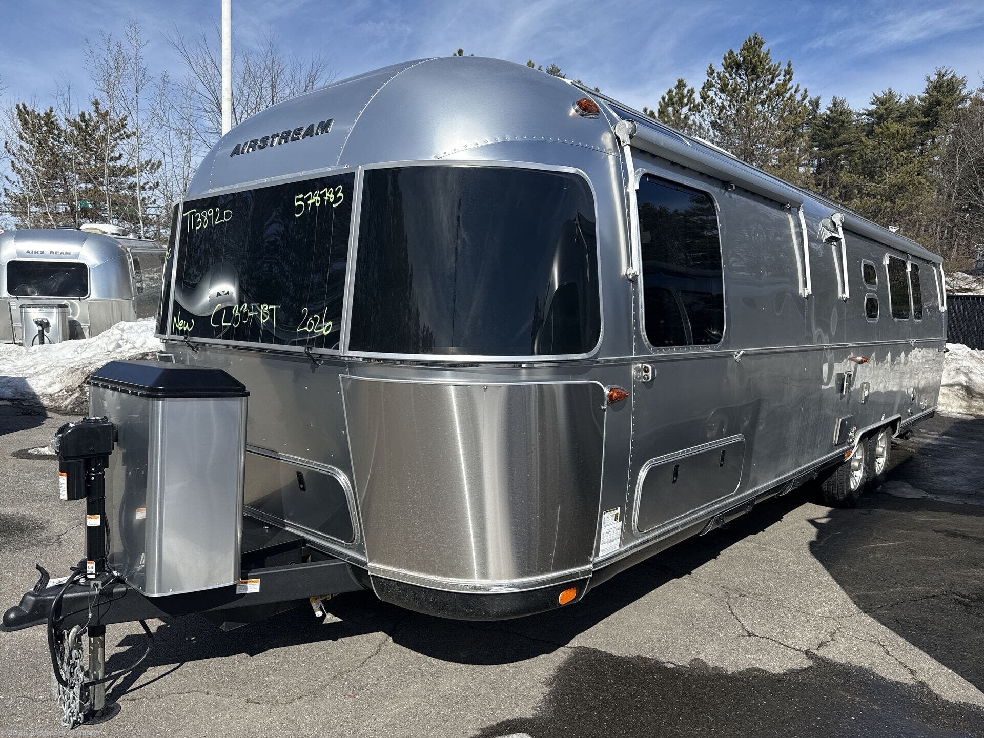 New 2026 Airstream Classic 33FB Twin available in Buda, Texas