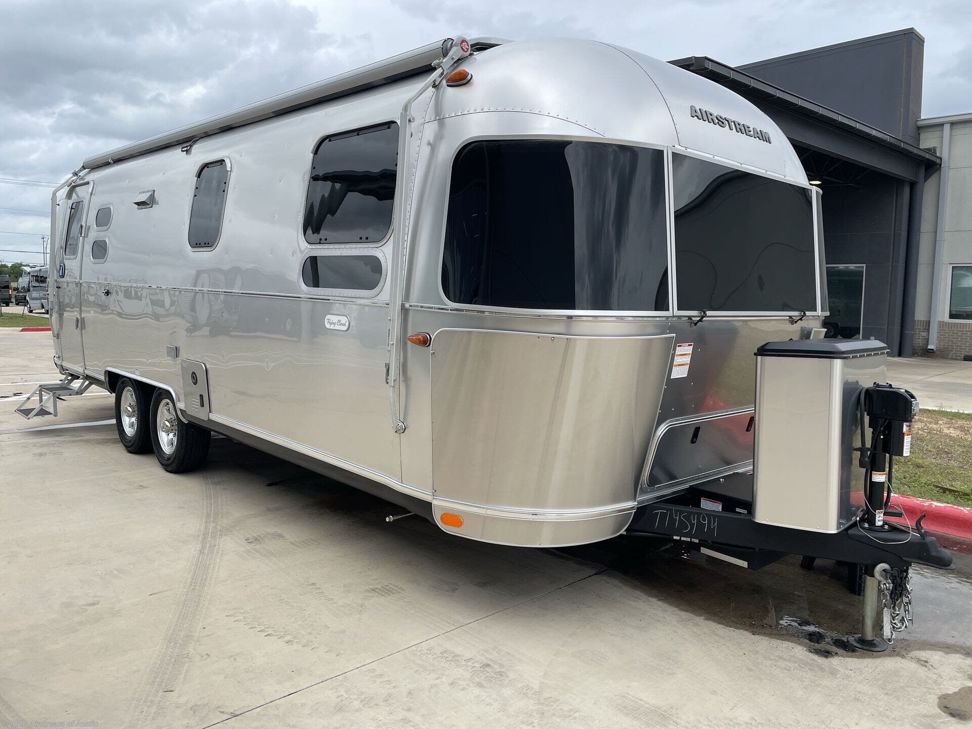 New 2026 Airstream Flying Cloud 27FB available in Buda, Texas