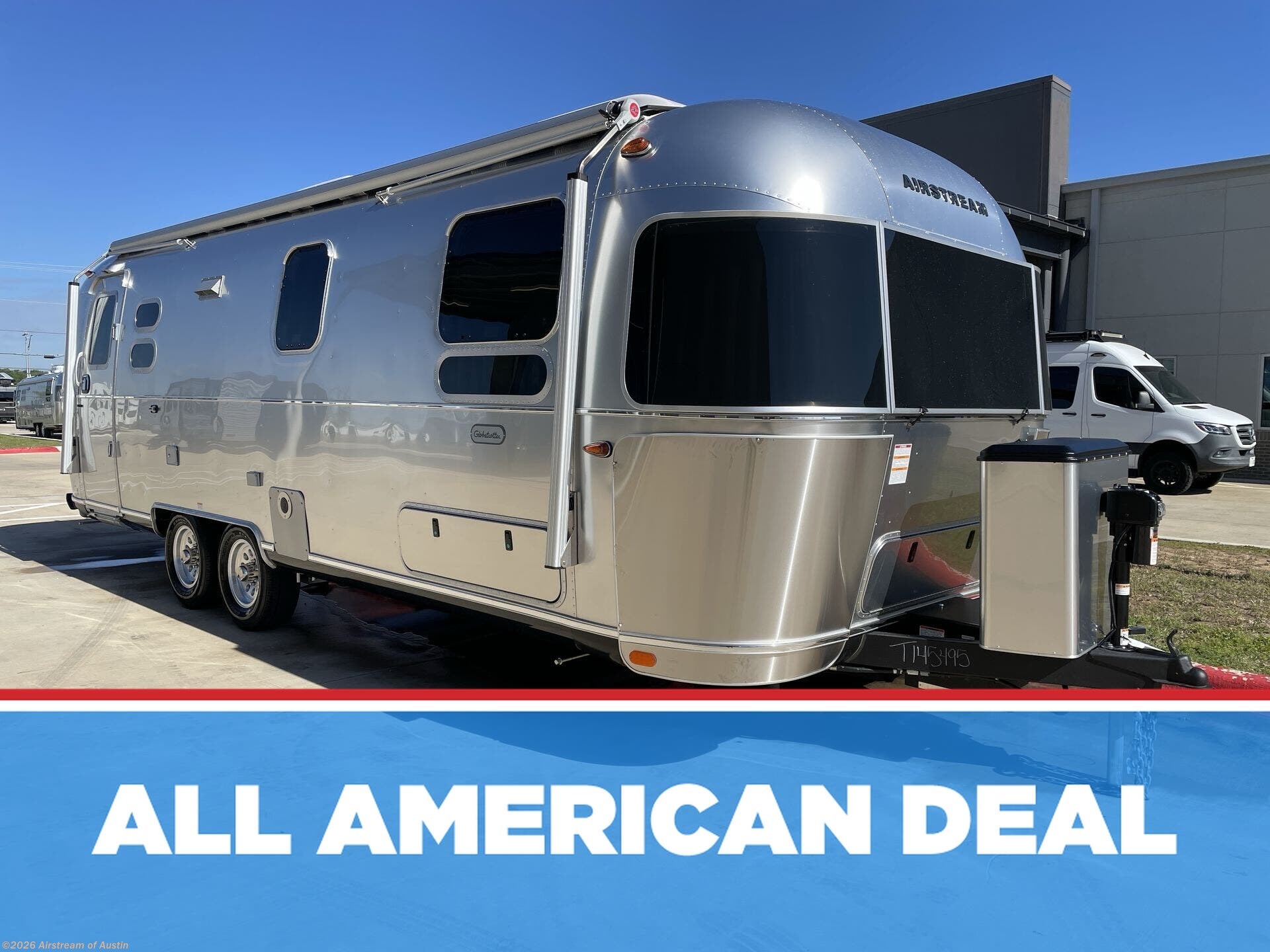 New 2026 Airstream Globetrotter 27FB Twin available in Buda, Texas