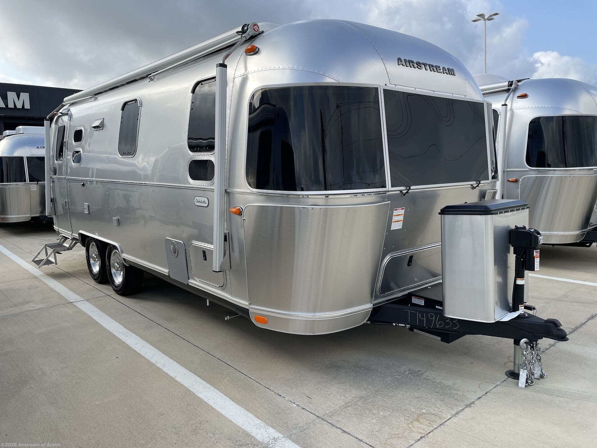 New 2027 Airstream Globetrotter 25FB Twin available in Buda, Texas