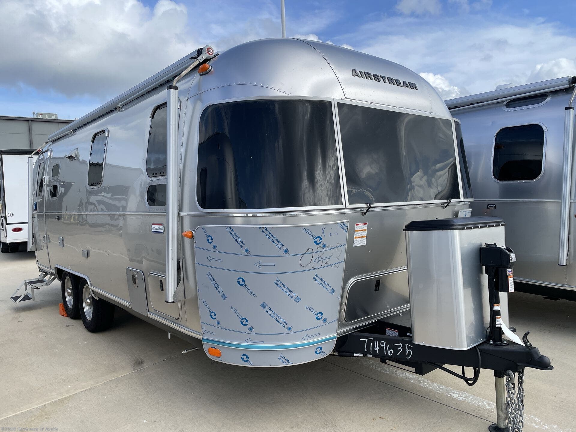 New 2027 Airstream International 25FB Twin available in Buda, Texas