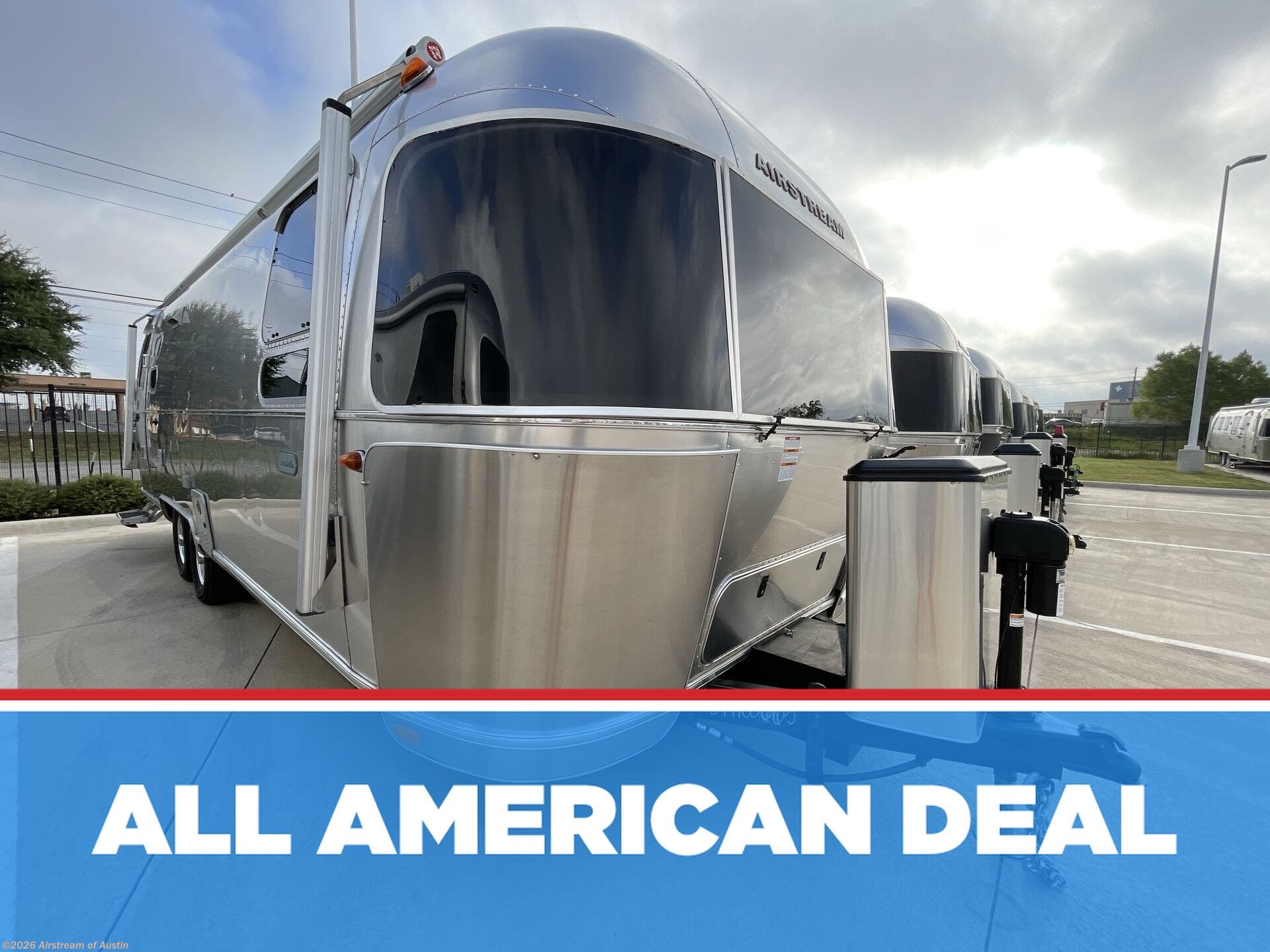 Used 2020 Airstream Globetrotter 27FB Twin available in Buda, Texas