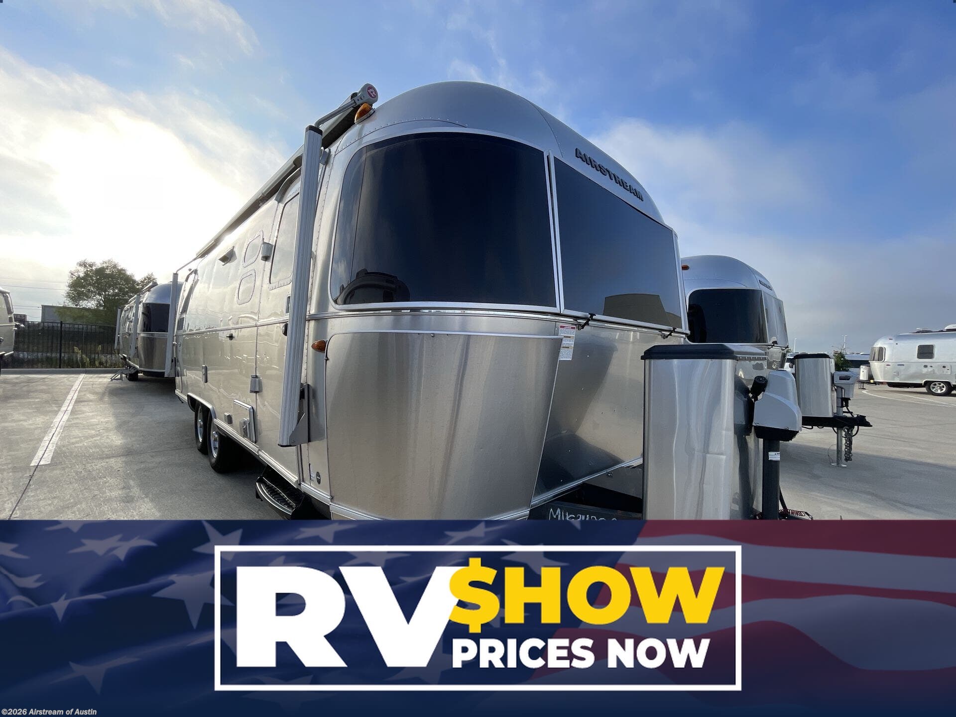 Used 2016  Airstream International Signature 25 by Airstream from Airstream of Austin in Buda, TX