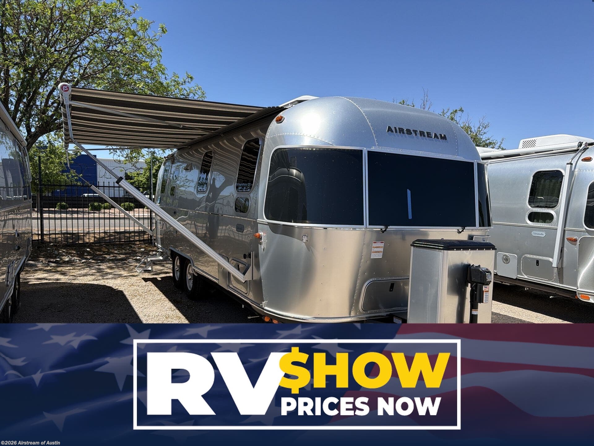 New 2026 Airstream Globetrotter 25FB Twin available in Buda, Texas