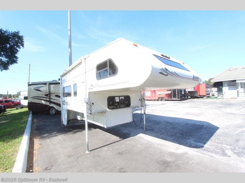 2003 Lance  Lance 1030