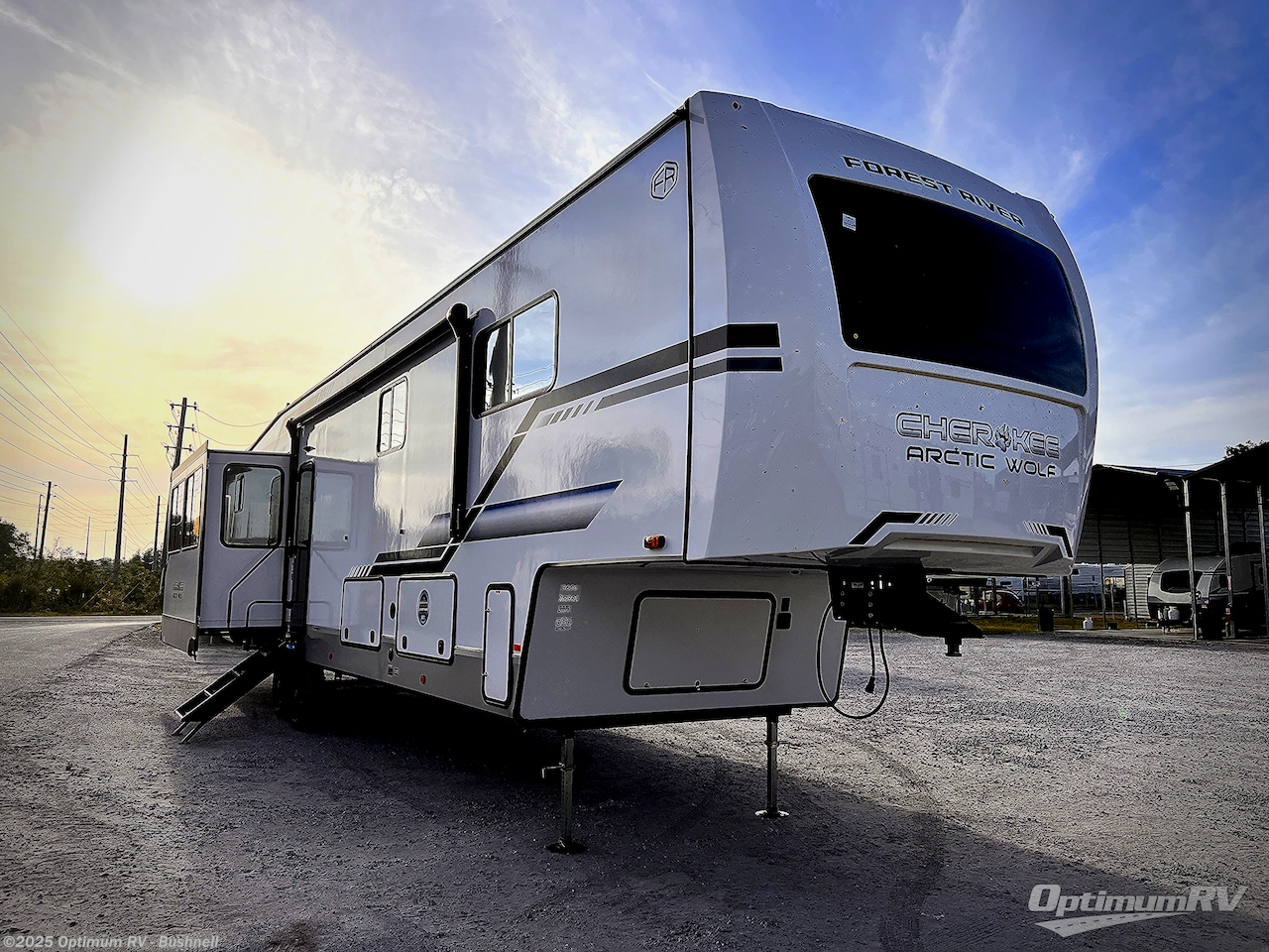New 2025 Forest River Cherokee Arctic Wolf Suite 3650SUITE available in Bushnell, Florida