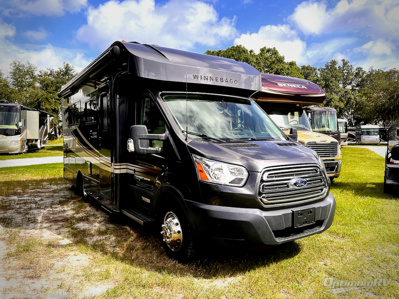Used 2017 Winnebago Fuse 23A available in Bushnell, Florida