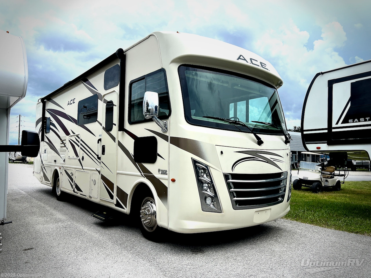 Used 2019 Thor  ACE 30.3 available in Bushnell, Florida