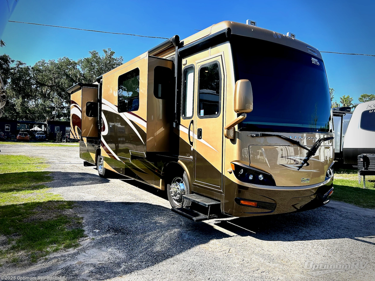Used 2015 Newmar Ventana 3436 available in Bushnell, Florida