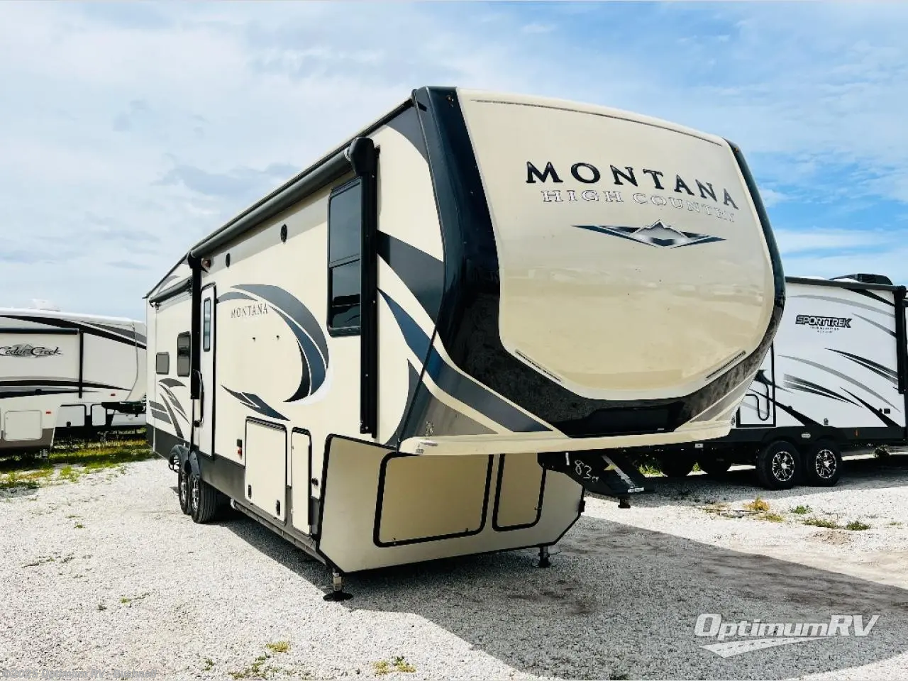 Used 2019 Keystone Montana 321MK available in Bushnell, Florida