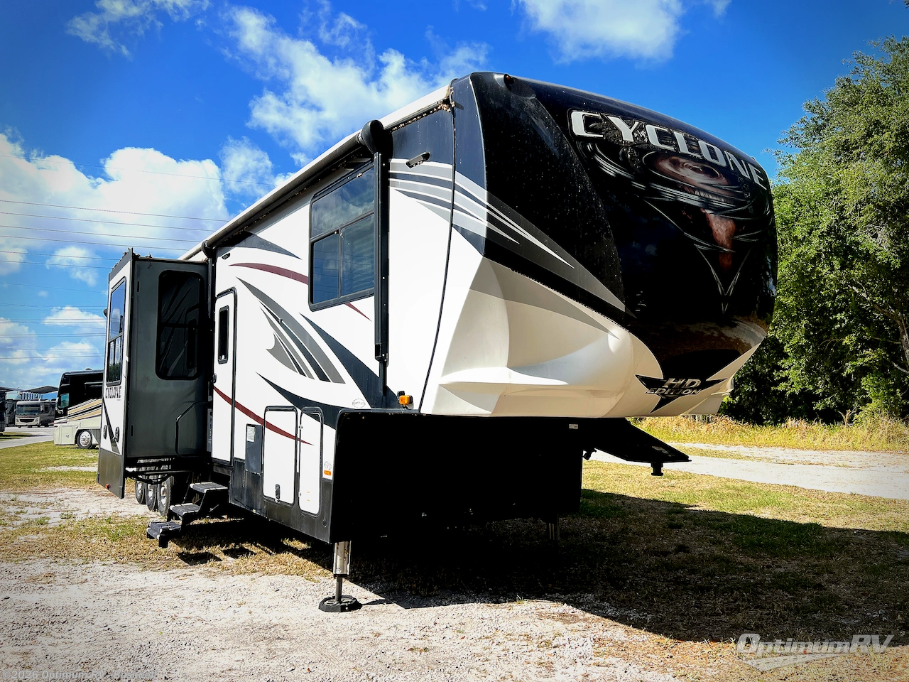 Used 2018 Heartland Cyclone 4005 available in Bushnell, Florida