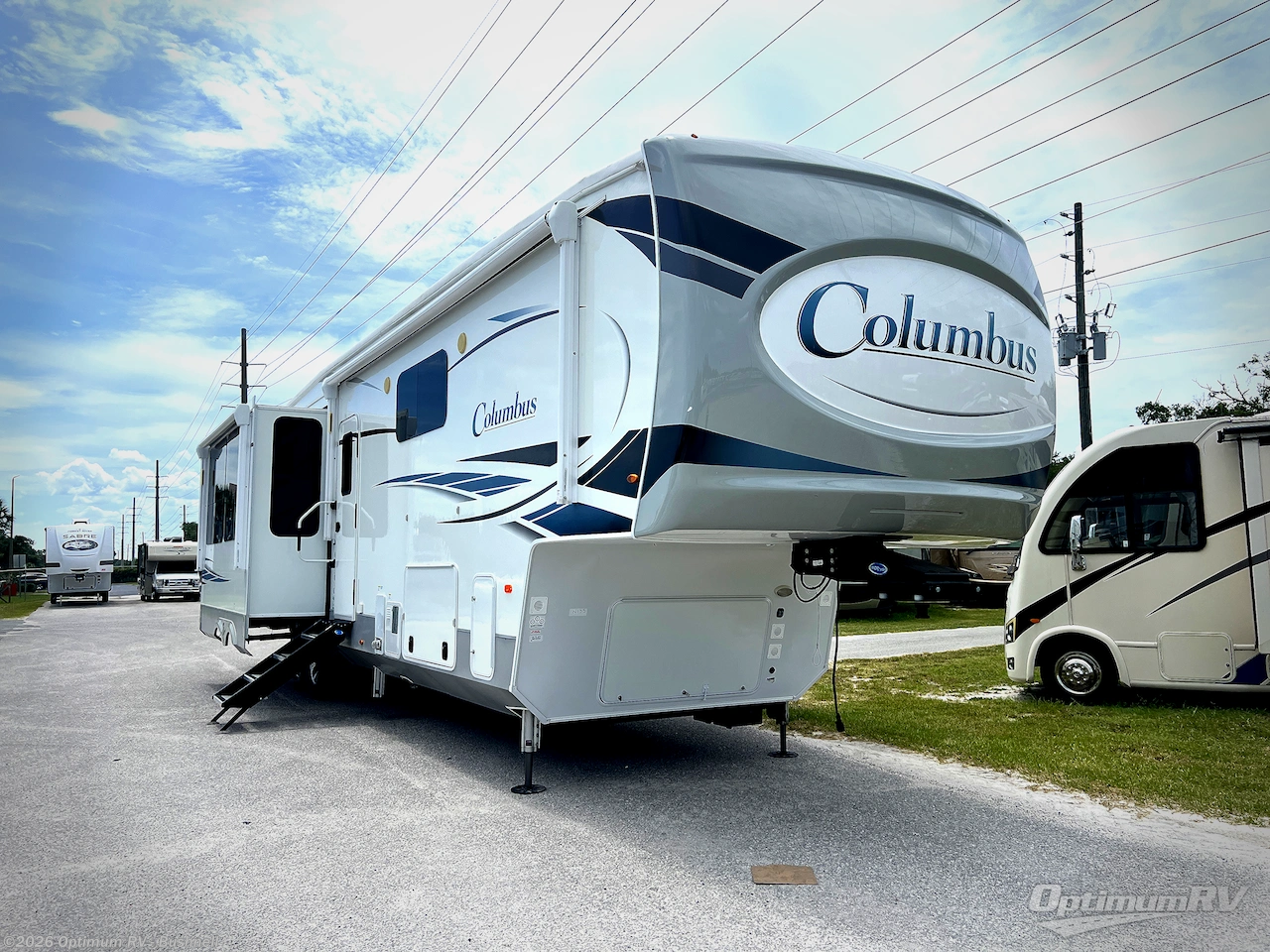 Used 2023 Palomino Columbus 384RK available in Bushnell, Florida