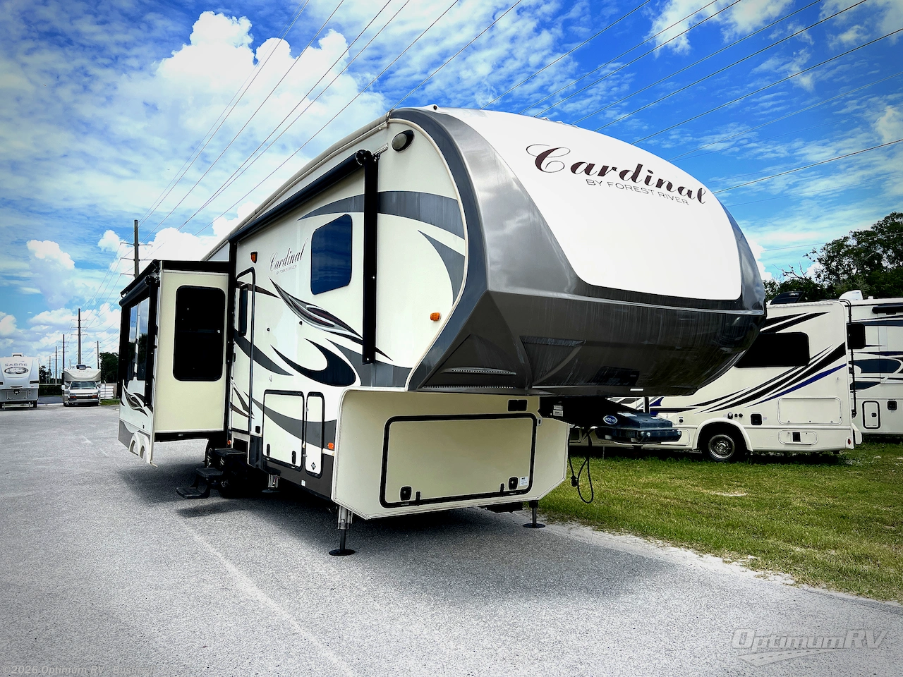 Used 2016 Forest River Cardinal 3250RL available in Bushnell, Florida