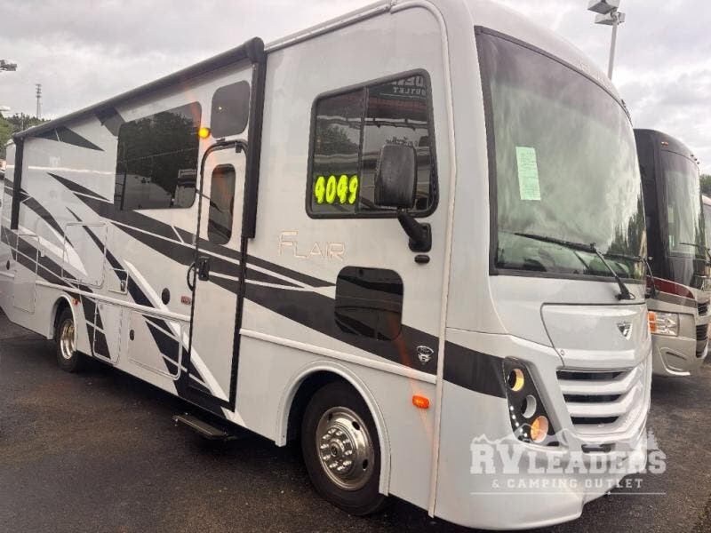 Used 2022 Fleetwood Flair 29M available in Adamsburg, Pennsylvania