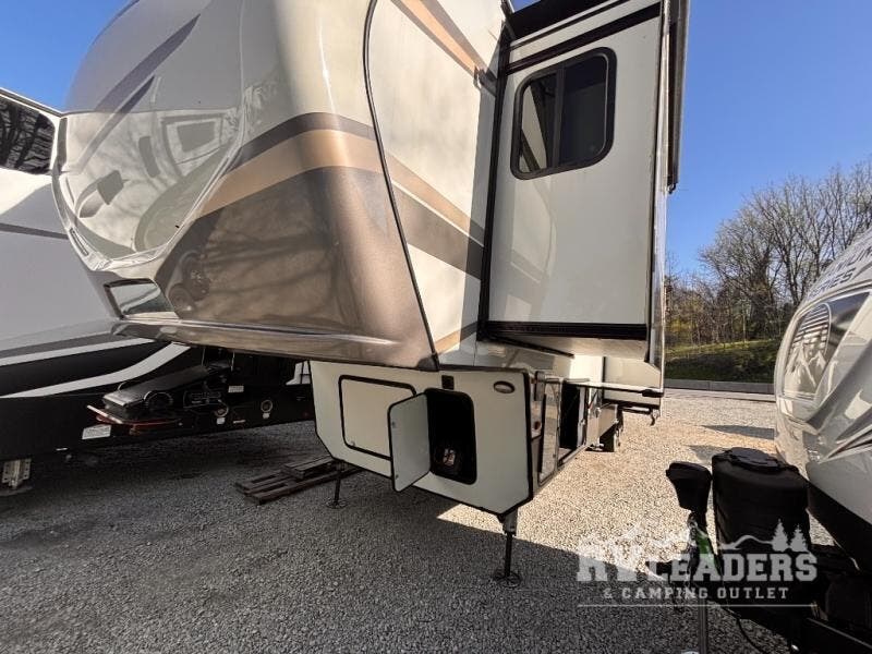 Used 2020 Keystone Montana 3855BR available in Adamsburg, Pennsylvania