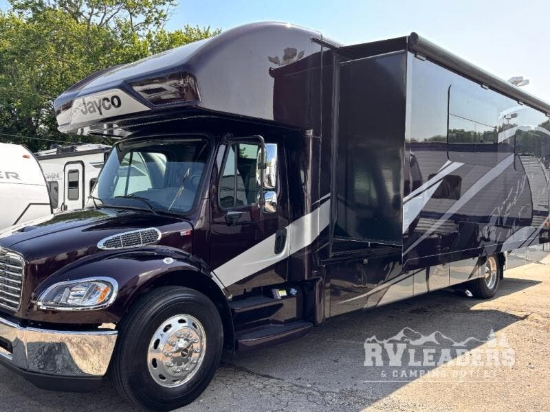 Used 2021 Jayco Seneca Prestige 37K available in Adamsburg, Pennsylvania