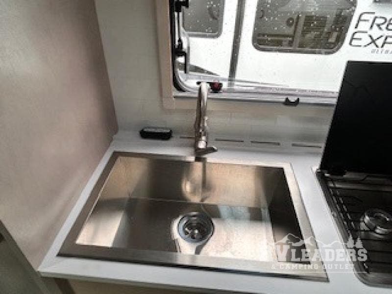 New 2026 NuCamp Cirrus 820 available in Adamsburg, Pennsylvania