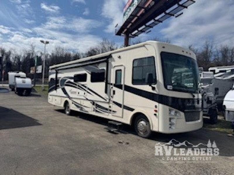 Used 2020 Coachmen Mirada 35OS available in Adamsburg, Pennsylvania