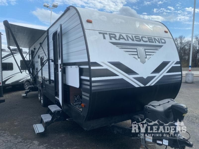 Used 2019 Grand Design Transcend 26RLS available in Adamsburg, Pennsylvania