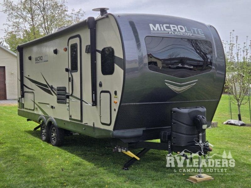 Used 2022 Forest River Flagstaff Micro Lite 25FKS available in Adamsburg, Pennsylvania