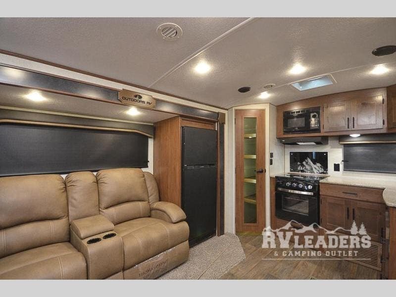 New 2027 Outdoors RV Blackstone Black Stone Mountain Series 250RKS available in Adamsburg, Pennsylvania