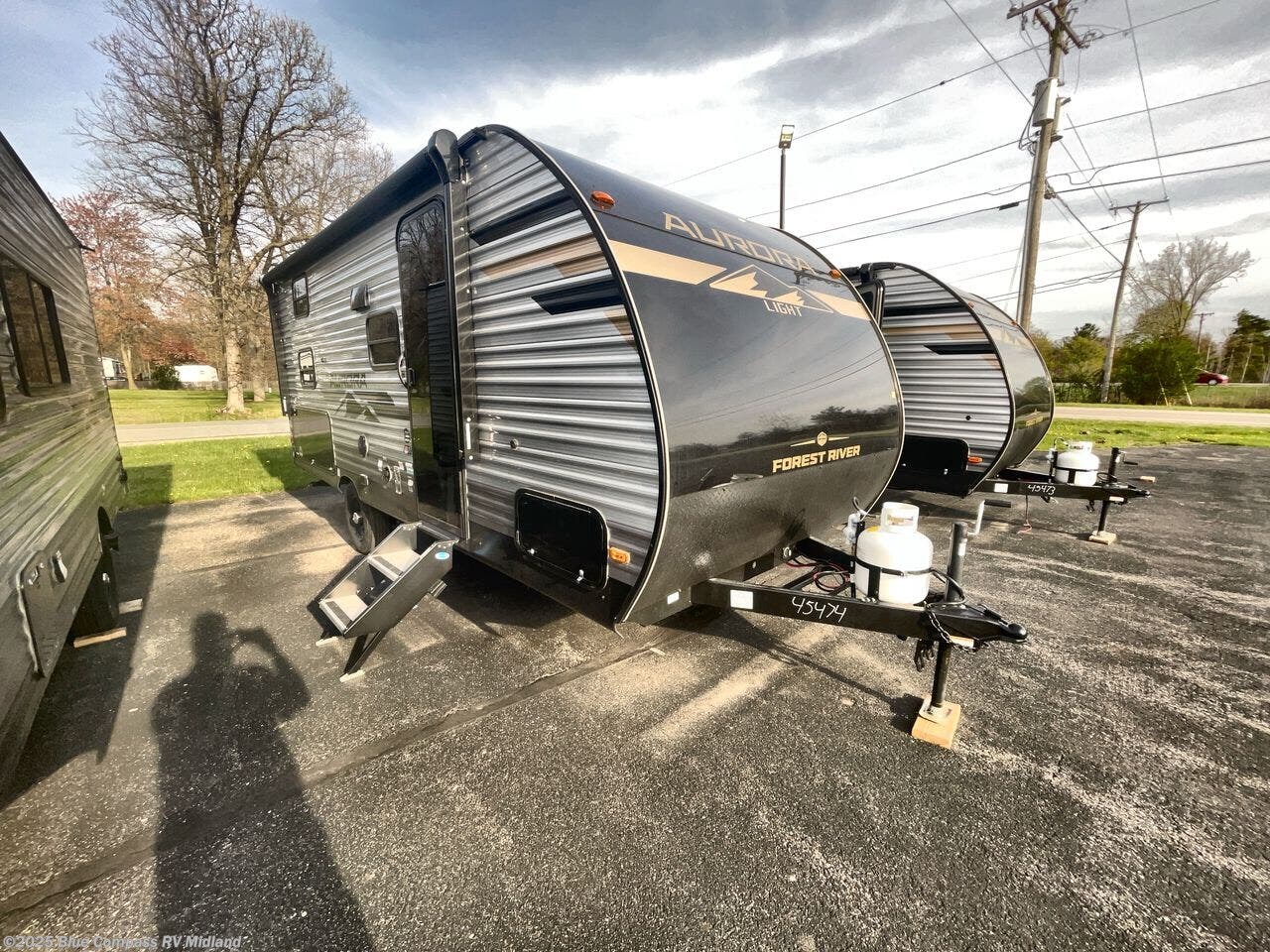 New 2025 Forest River Aurora Light 18BHS available in Midland, Michigan