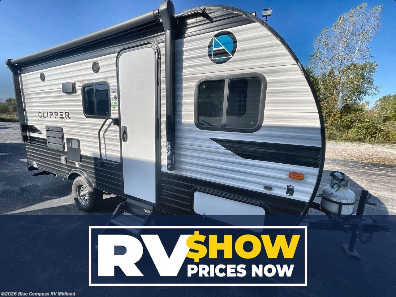 Used 2021 Coachmen Clipper Ultra-Lite 17BH available in Midland, Michigan