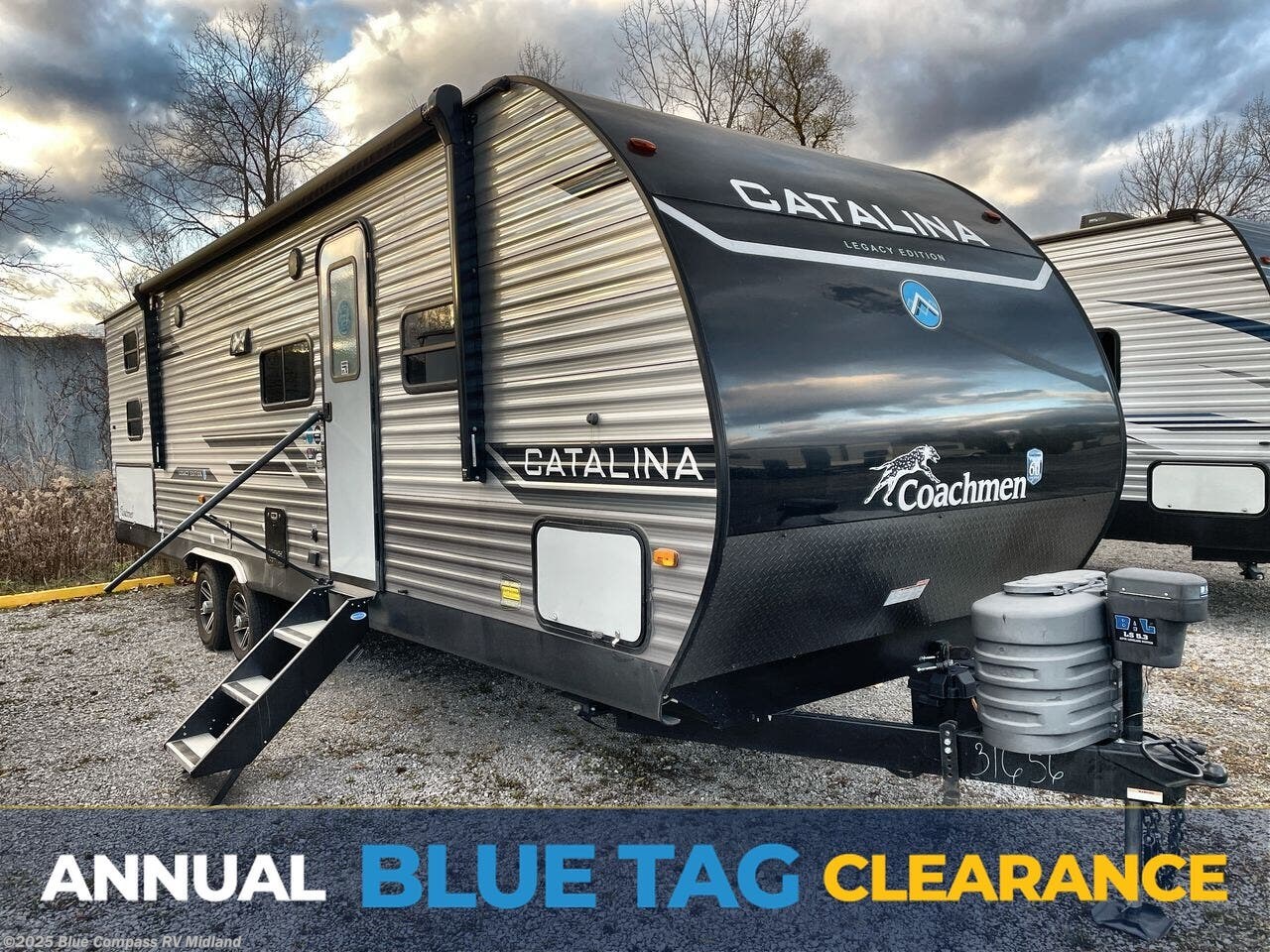 Used 2024 Forest River Legacy Catalina  Edition 293QBCK available in Midland, Michigan