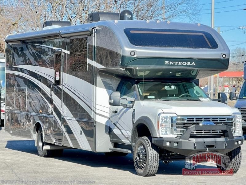 New 2025 Entegra Coach Accolade XT 35L available in Attalla, Alabama