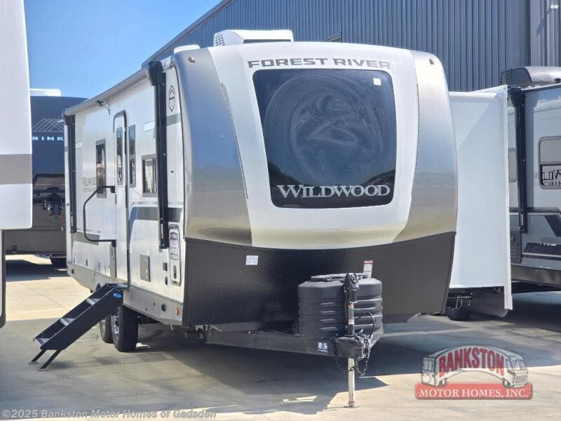 New 2026 Forest River Wildwood Heritage Glen 261FKRB available in Attalla, Alabama