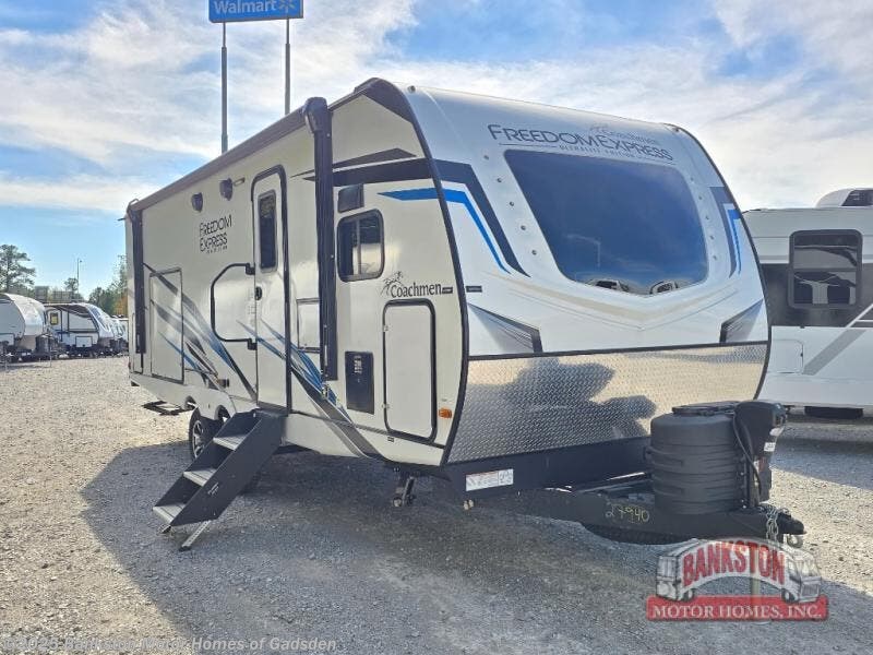 Used 2024 Coachmen Freedom Express Ultra Lite 259FKDS available in Attalla, Alabama